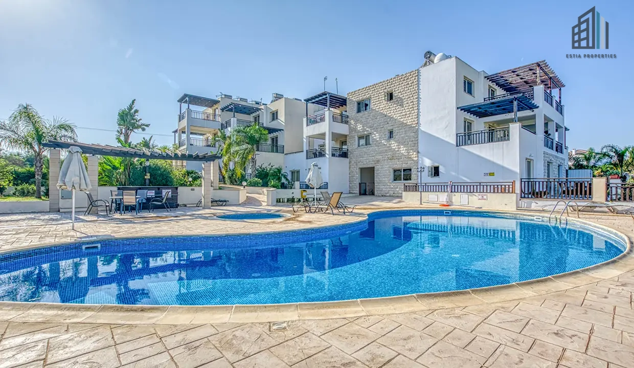 ER537: 2 Bedroom Apartment, Paralimni