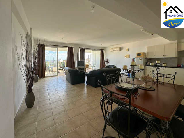 ER771: 4 Bedroom Apartment, Dherynia w/Title Deeds